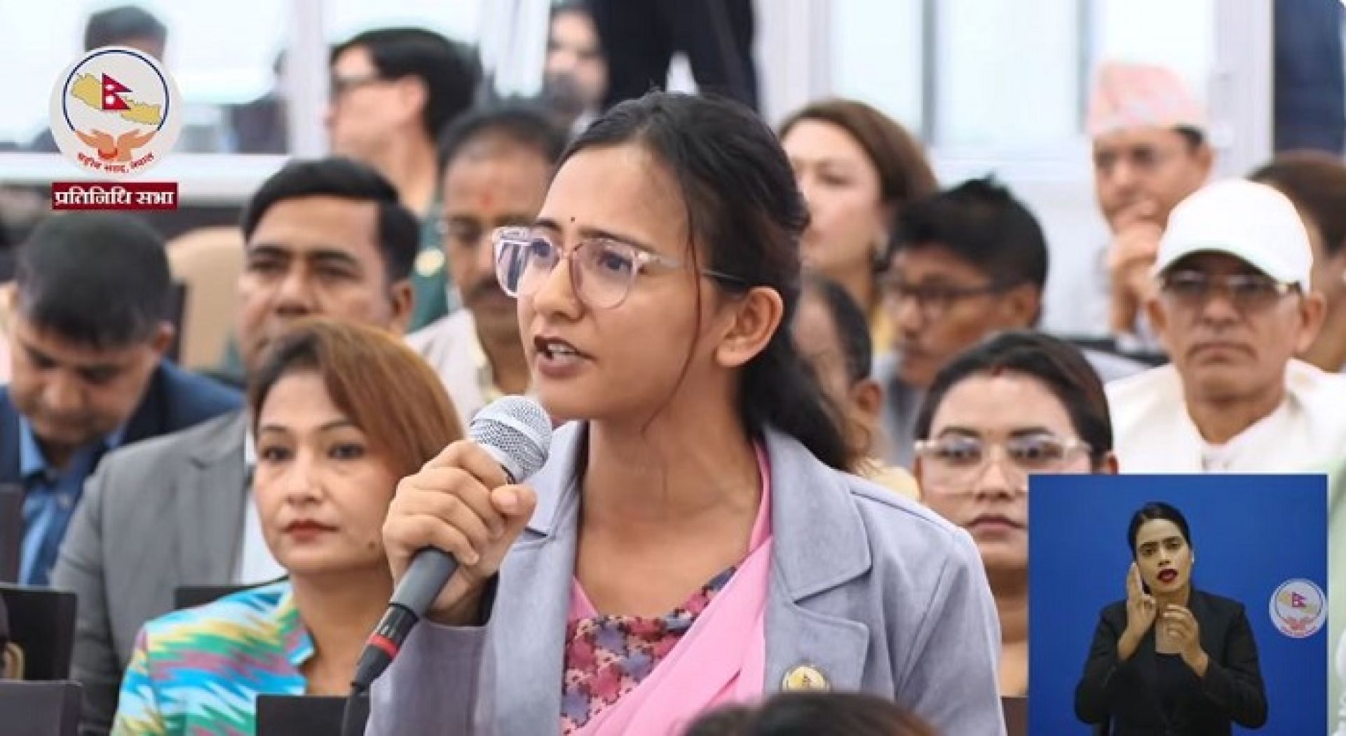 सडकपेटीमा बच्चा जन्माउनु परेको दृश्यले स्वास्थ्य प्रणालीको रिपोर्ट कार्ड देखायो : डा.कार्की
